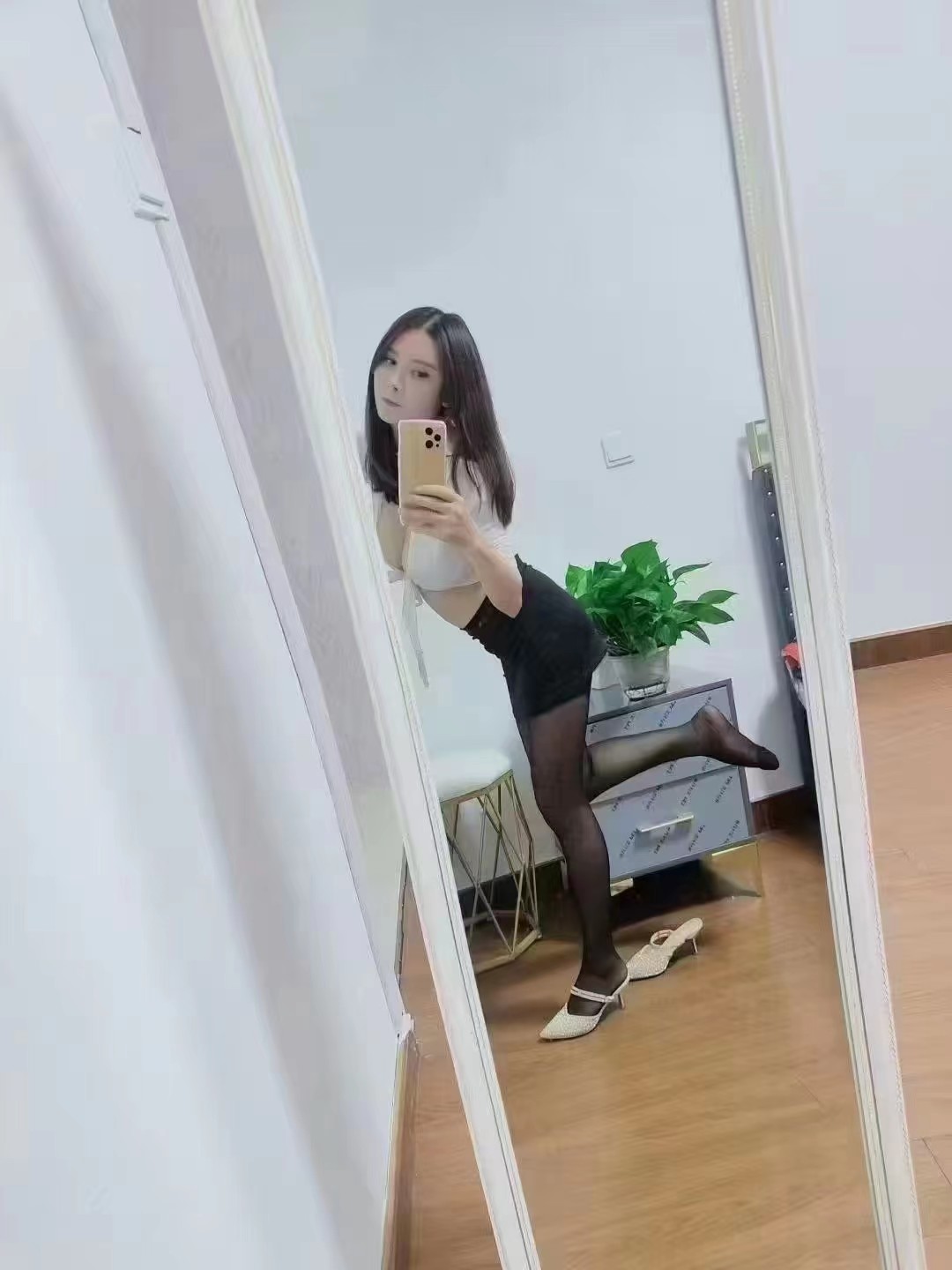 听着娇吟，真是完全满足