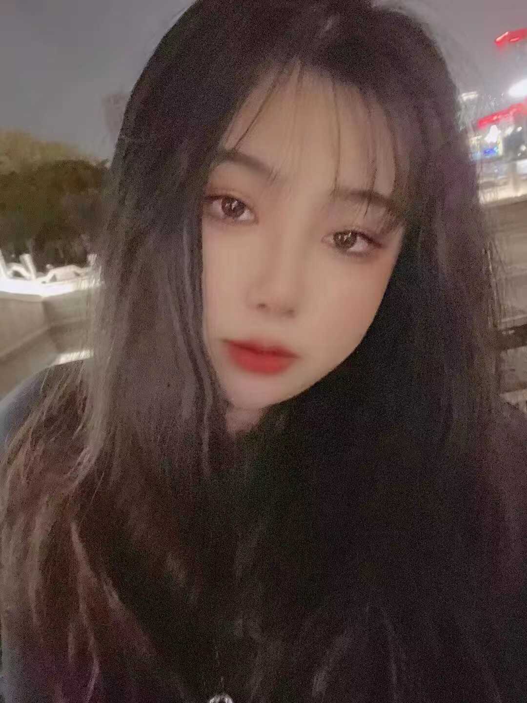 一个很热情的妹子，服务周到