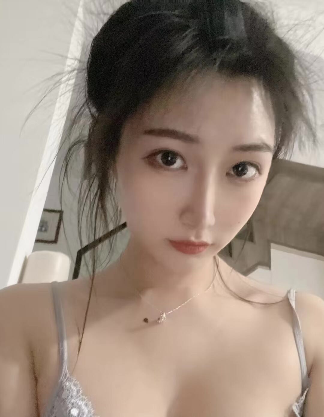 可盐可甜的小姐姐，纯个人兼职有地也可上门