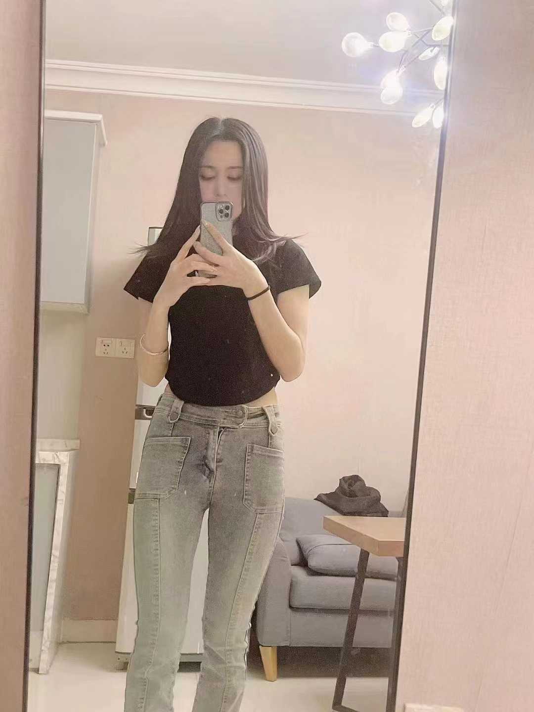 个子很高很有气质的小姐姐