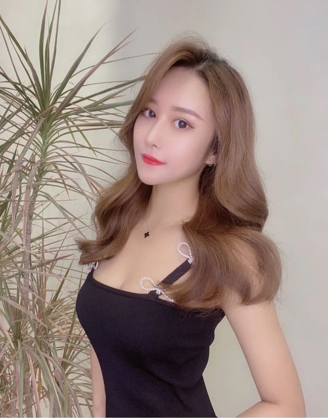 性感丰满迷人妹妹