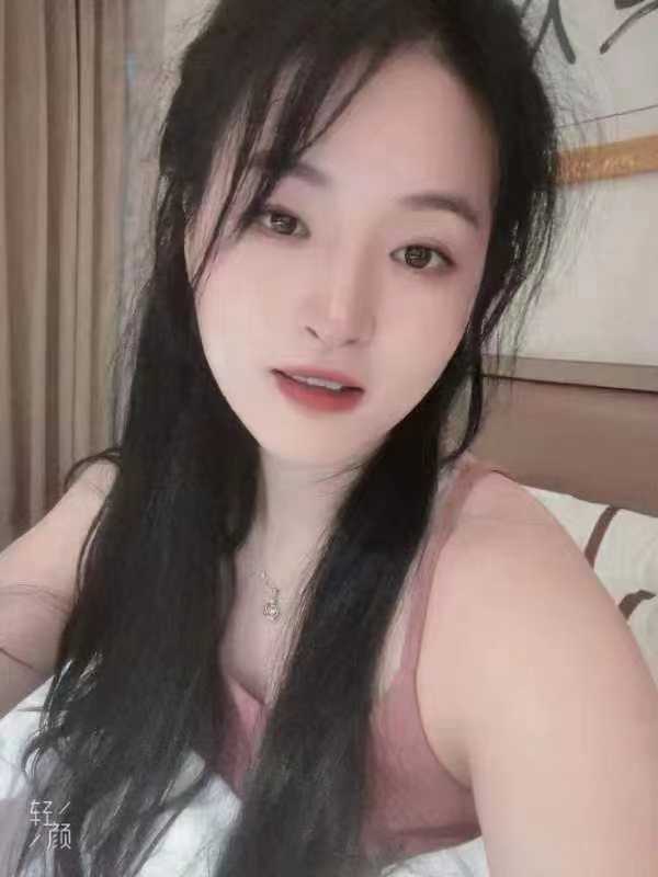 美美工作室，里面美女很多