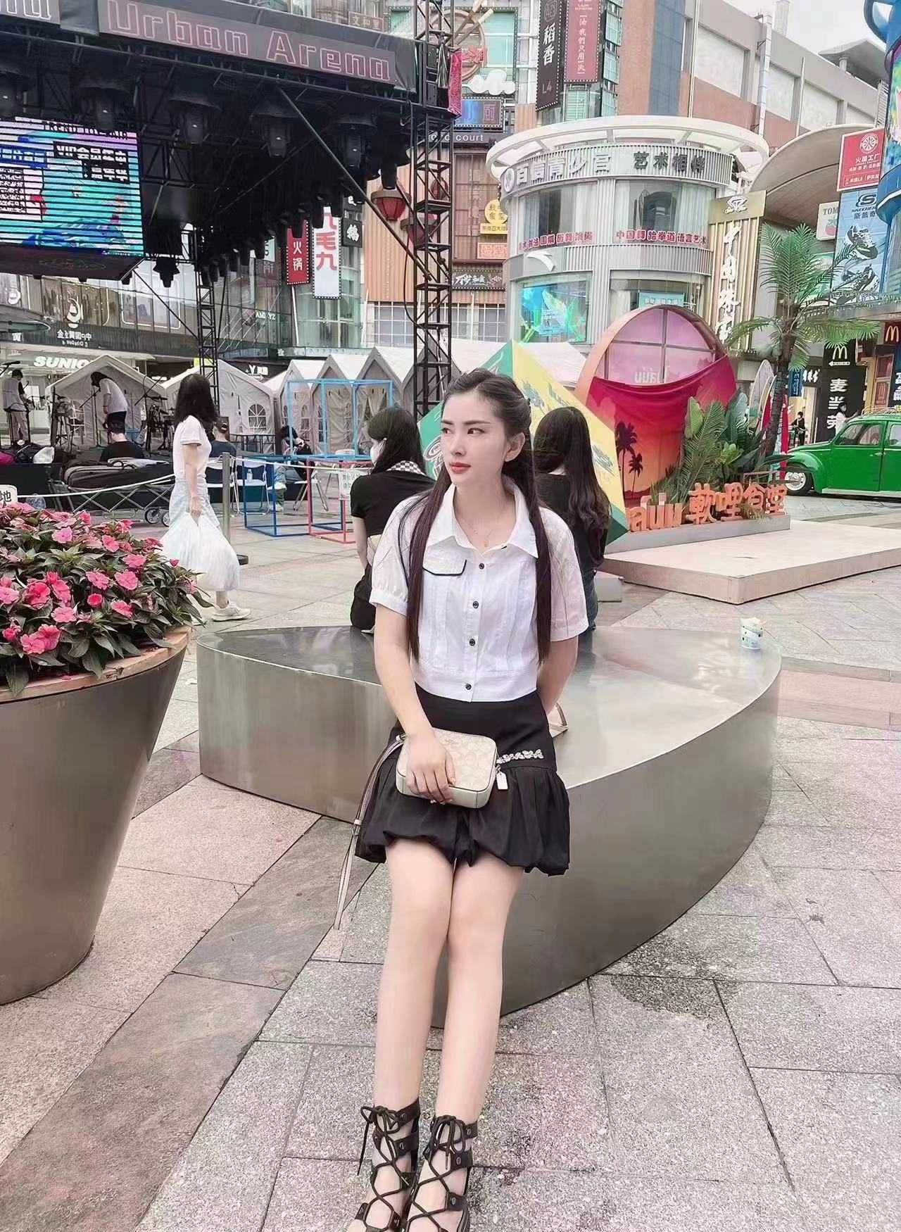 刚下海，给你女朋友的感觉