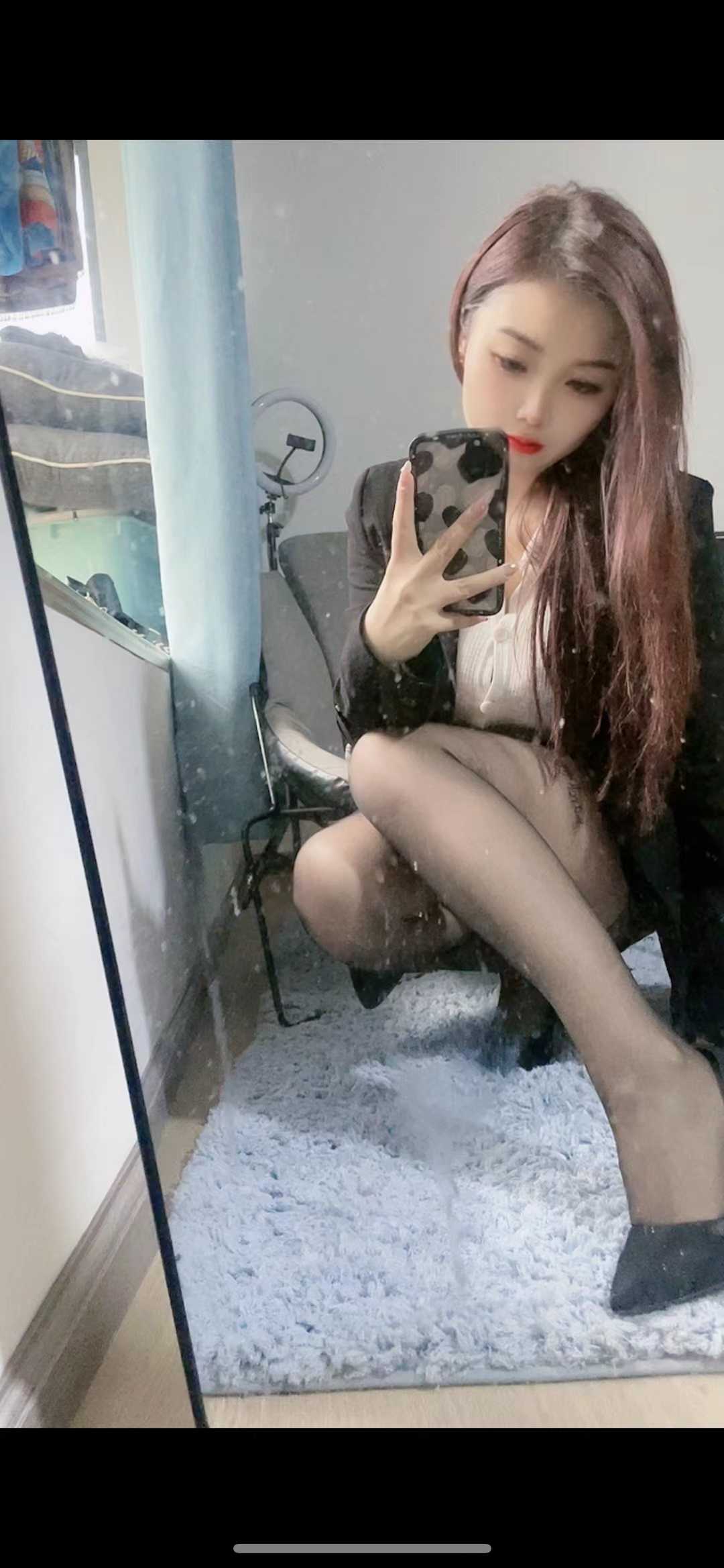 性感熟女偏嫩妹类型