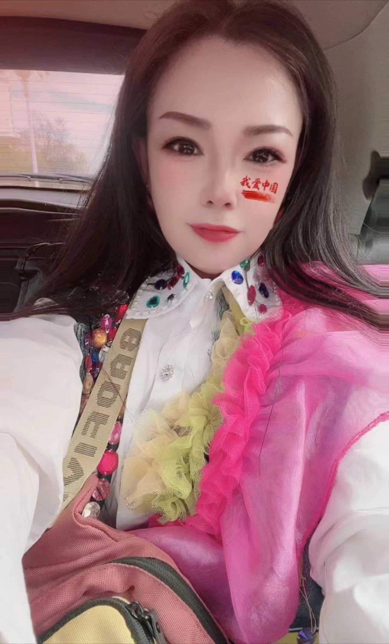 很会舔的性感风sao少妇