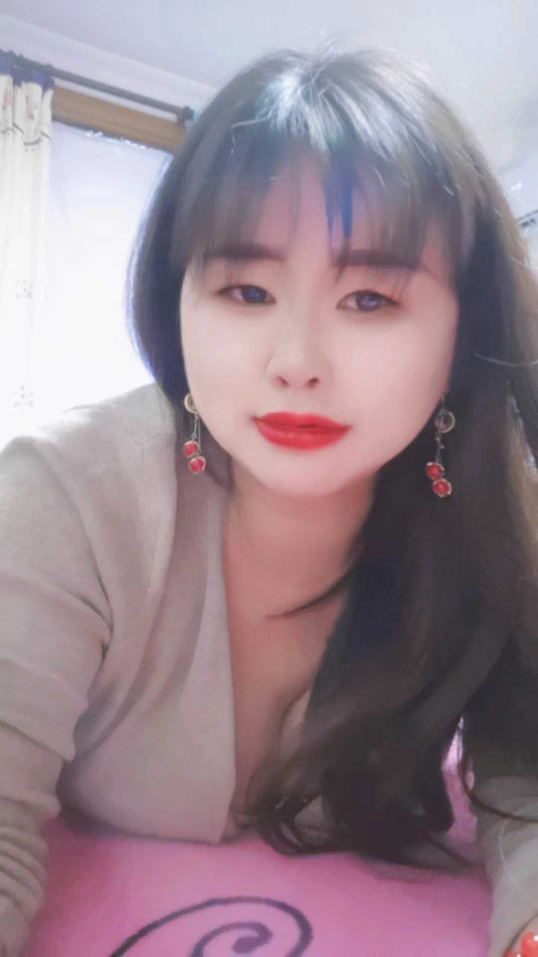 性价比高配合默契的丰满sao少妇