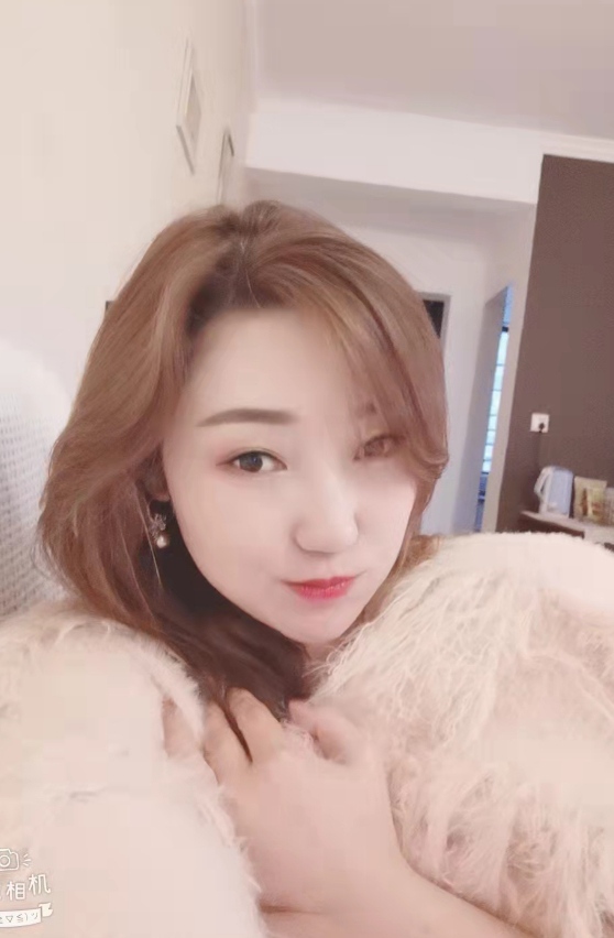 六张初体验还要爆乳款