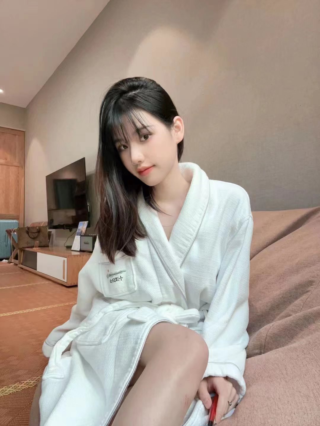 KH特别棒，属于温柔型