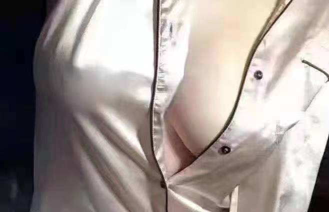 性价比高适合卸火的风韵少妇