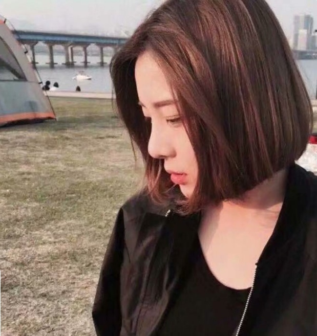 刚刚下海的小姐姐