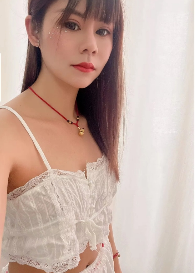 体贴温柔的小姐姐