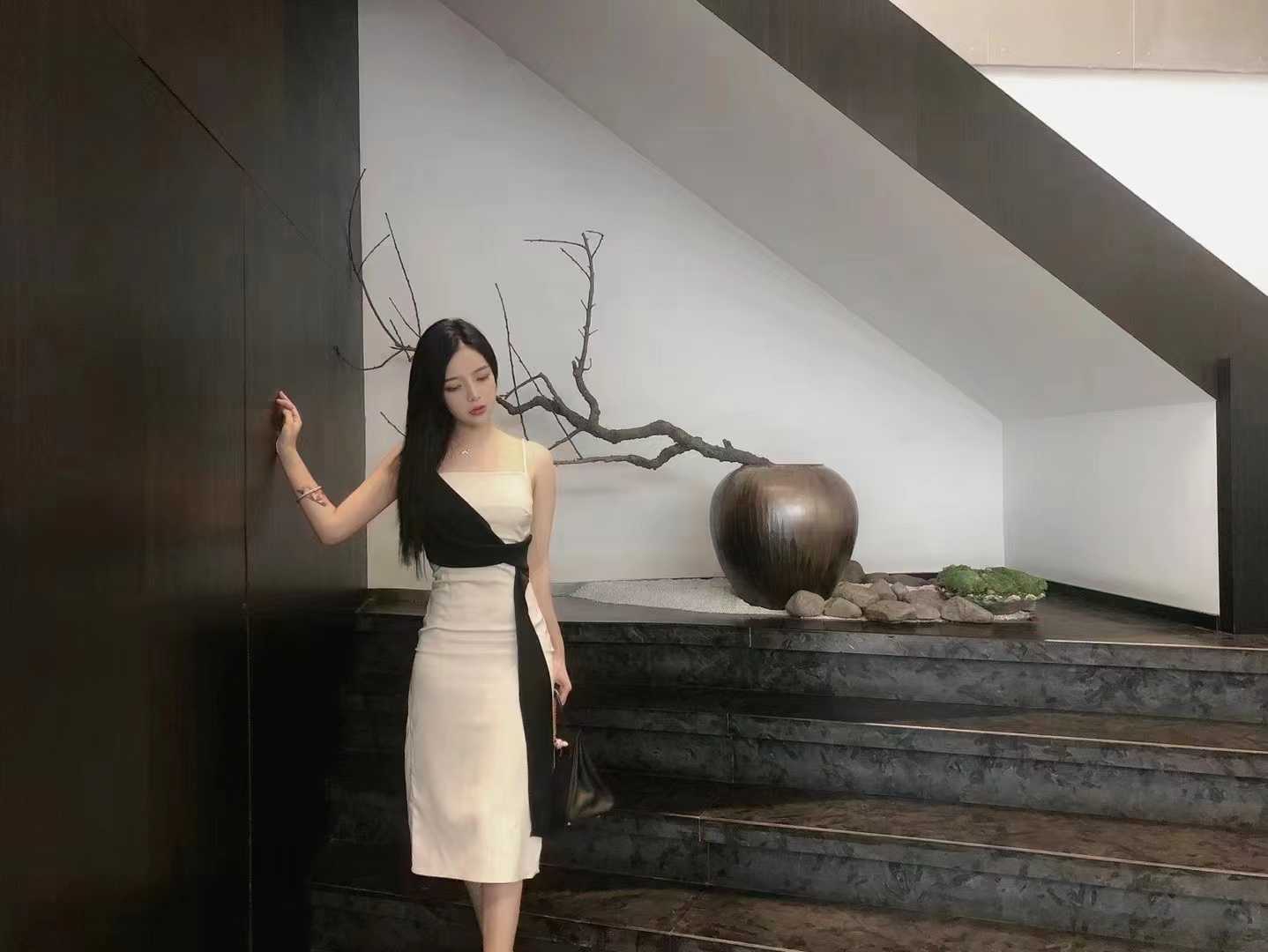 漂亮性感的小姐姐