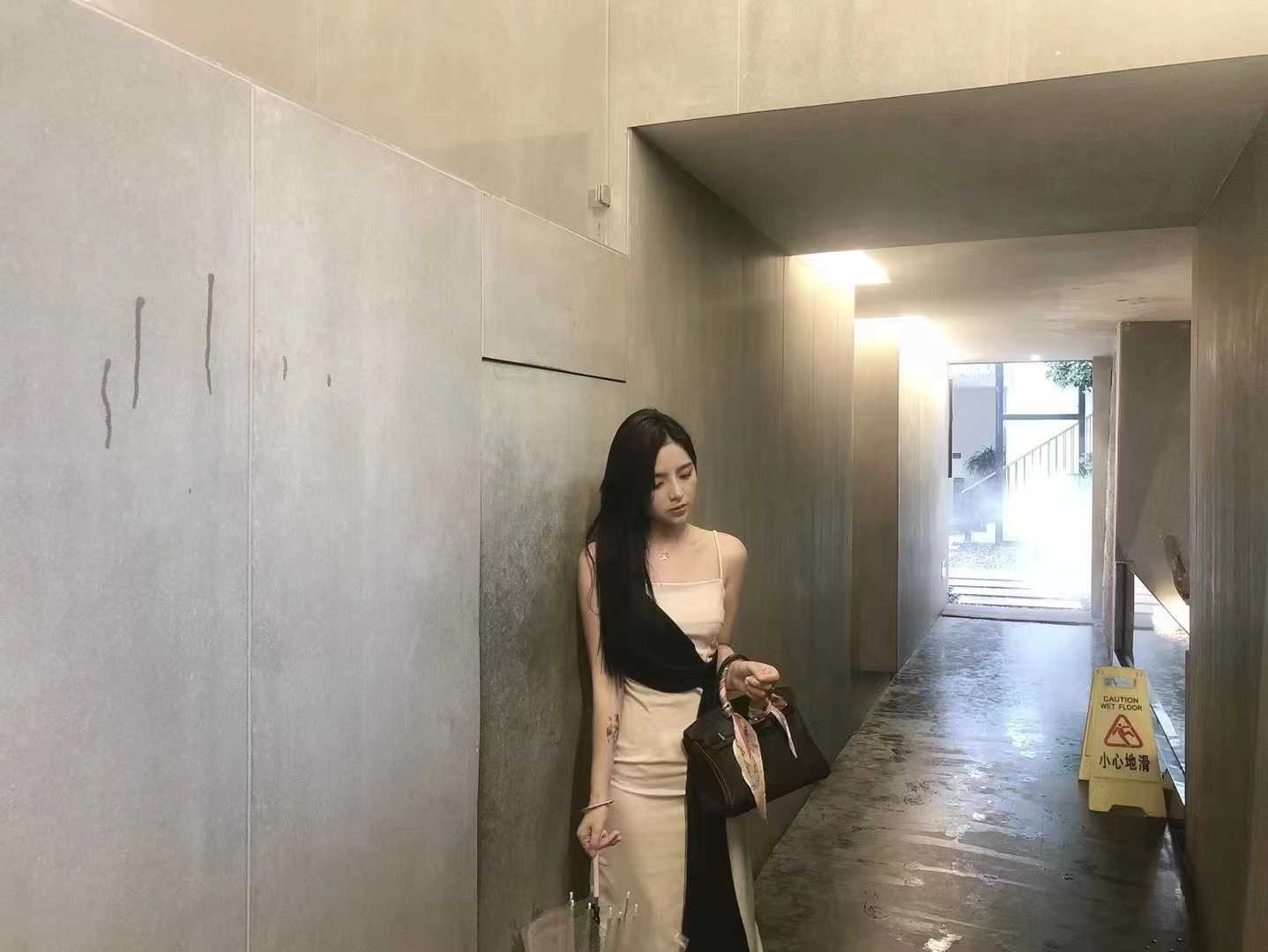 漂亮性感的小姐姐