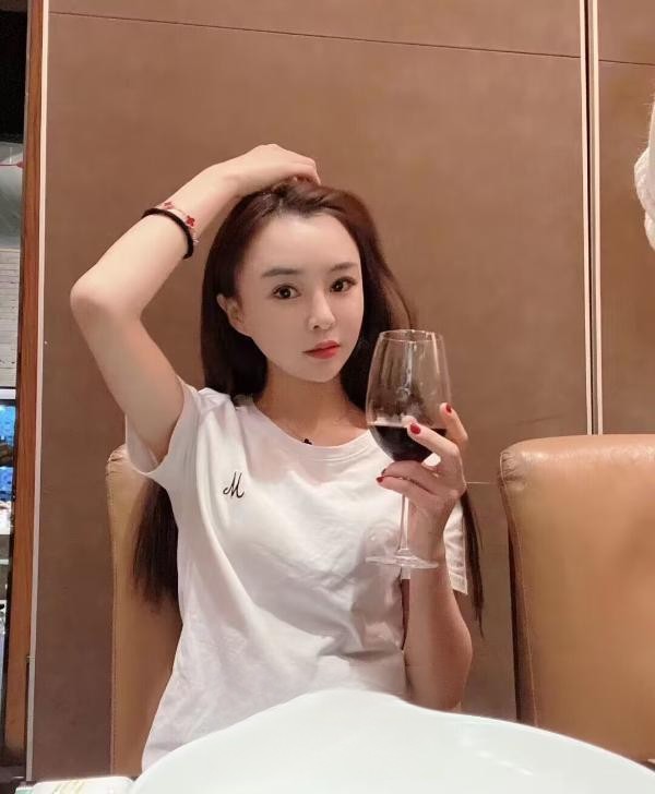 北京三点粉嫩妹