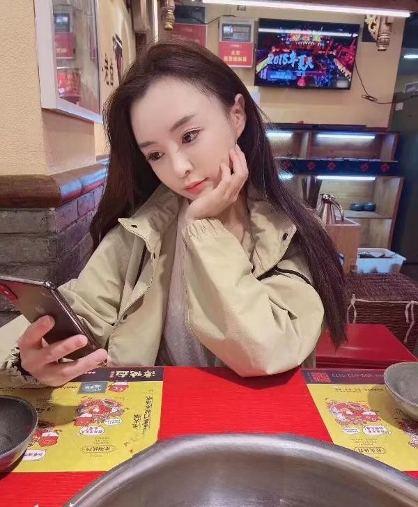 北京三点粉嫩妹