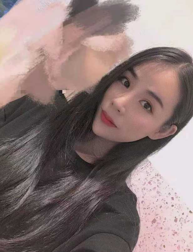 花都区身材一流的小姐姐