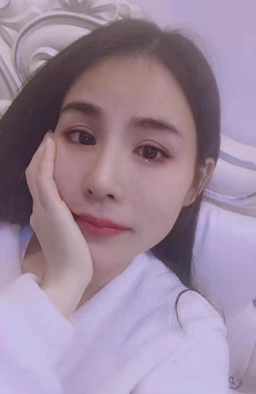 花都区身材一流的小姐姐