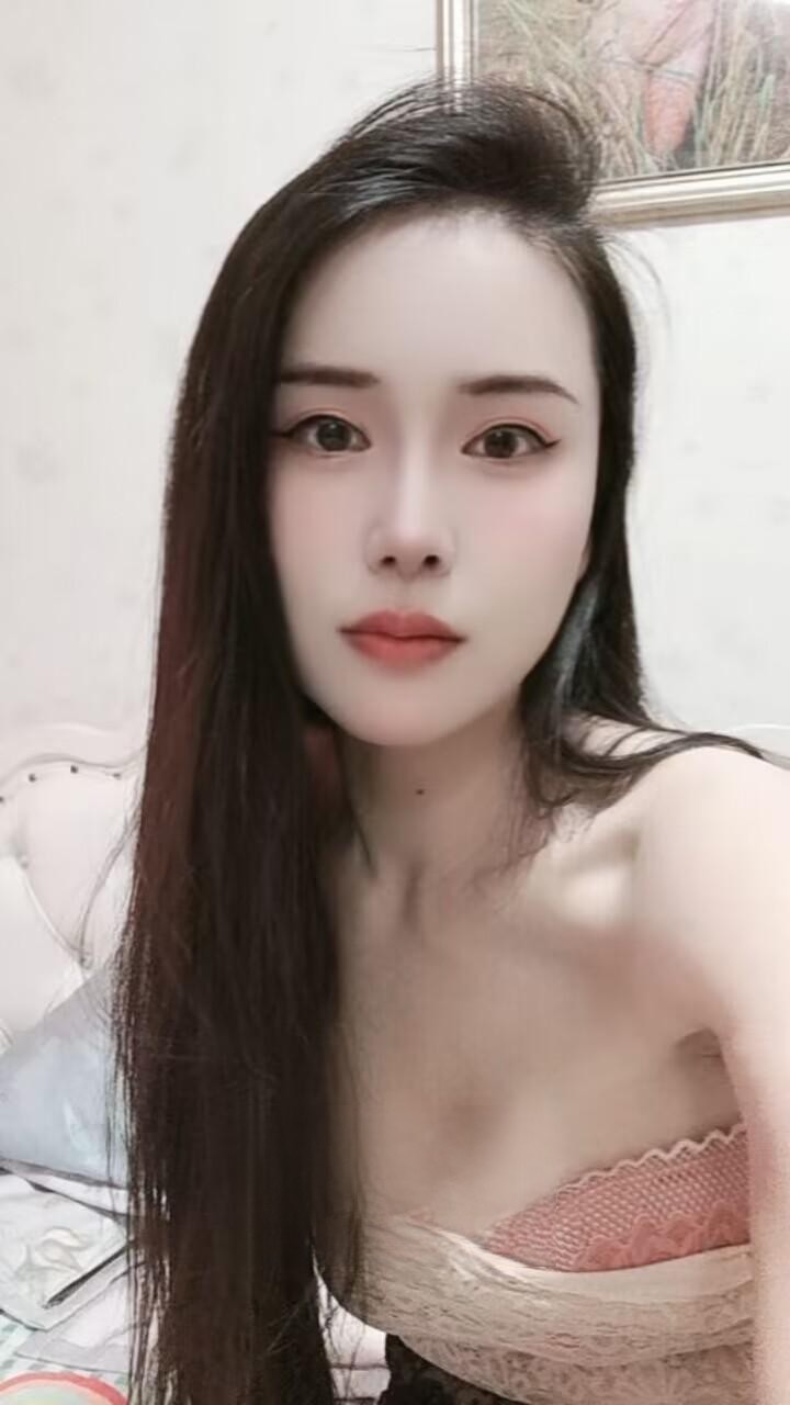 个人Sao气的小御姐