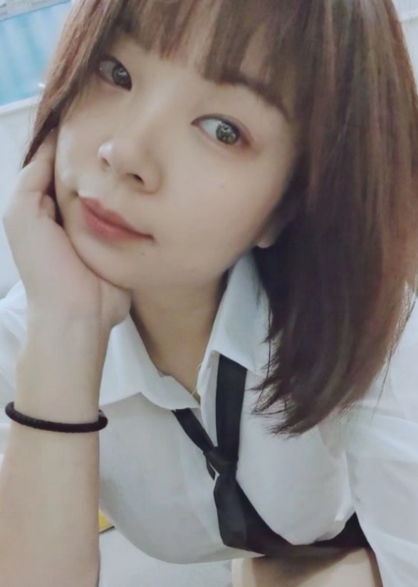 东莞小雨像是邻家的姐姐