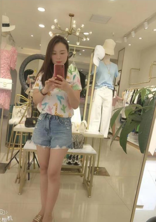 超会服务的小Sao货