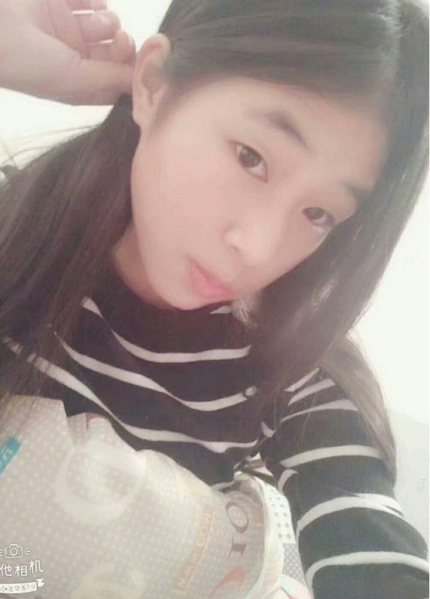 刚刚下海的嫩妹子