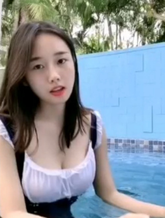 非常有女友感的小姐姐