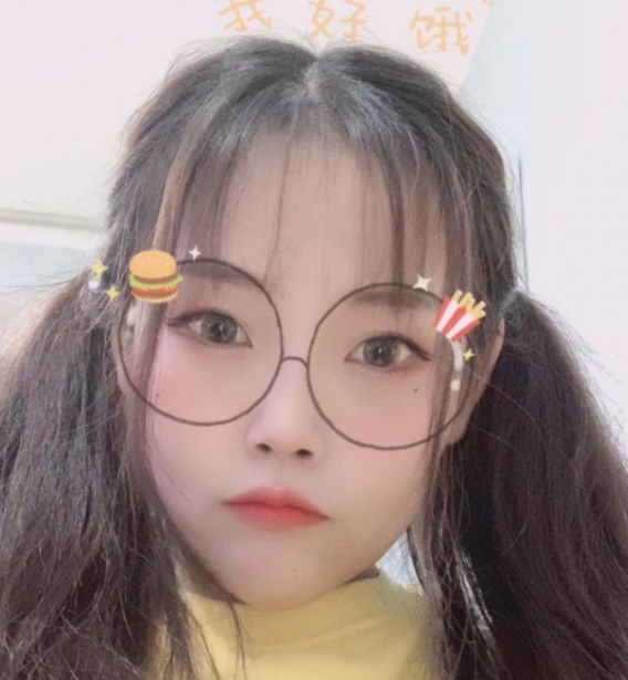 刚开工不久的小萌妹悠悠