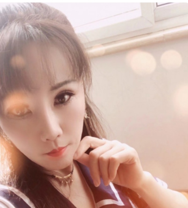 KH服务体贴的小Sao妇