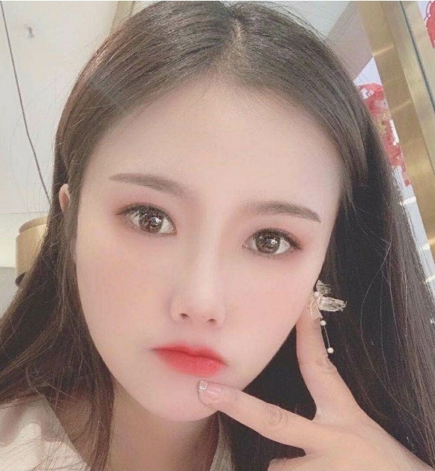 妹子听话懂事配合