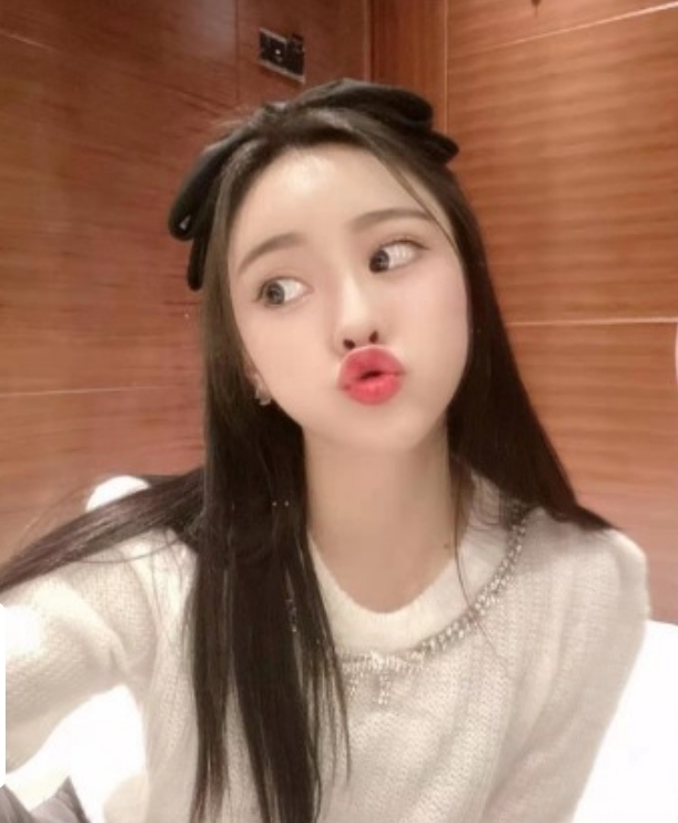 性感大方身材好