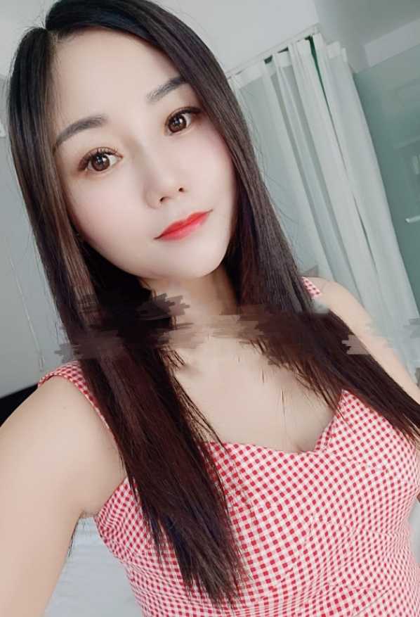 性感尤物值得试试狼友们冲冲