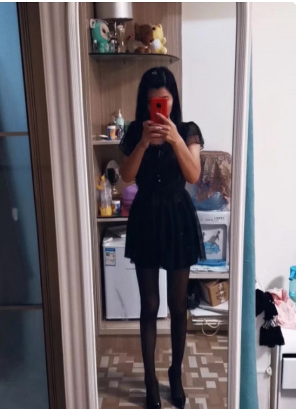 乳房饱满弹性很好