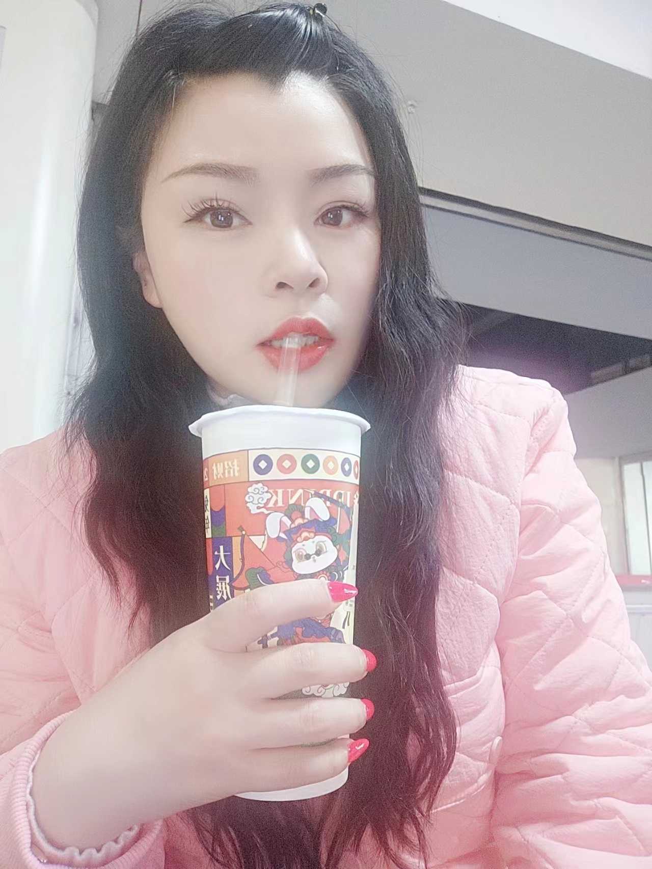 口的到位很舒服，丰满小姐姐