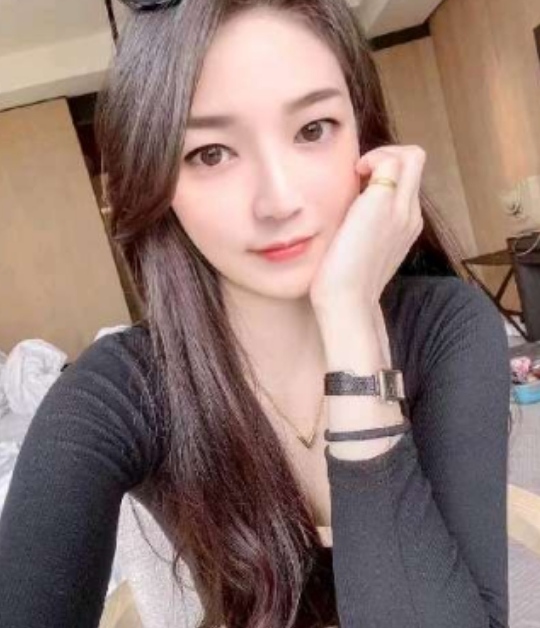 洪山区 可爱的甜甜圈 熊大肤白