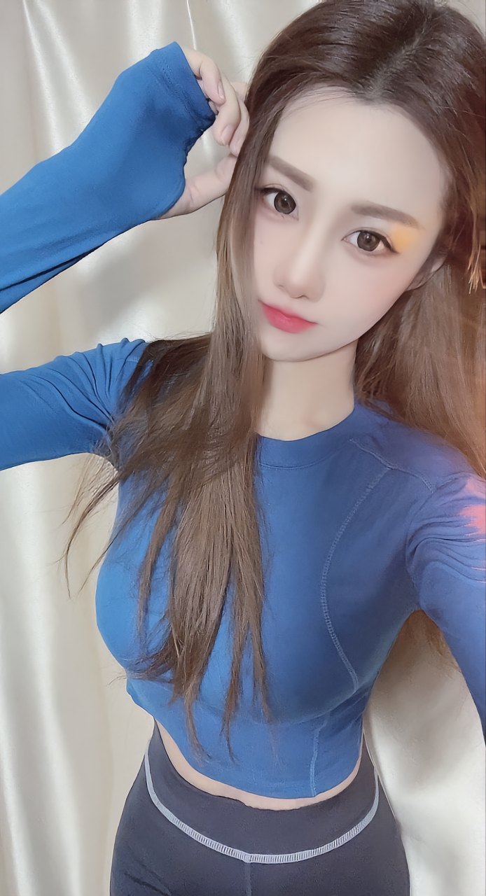 刚下海的三点粉嫩妹