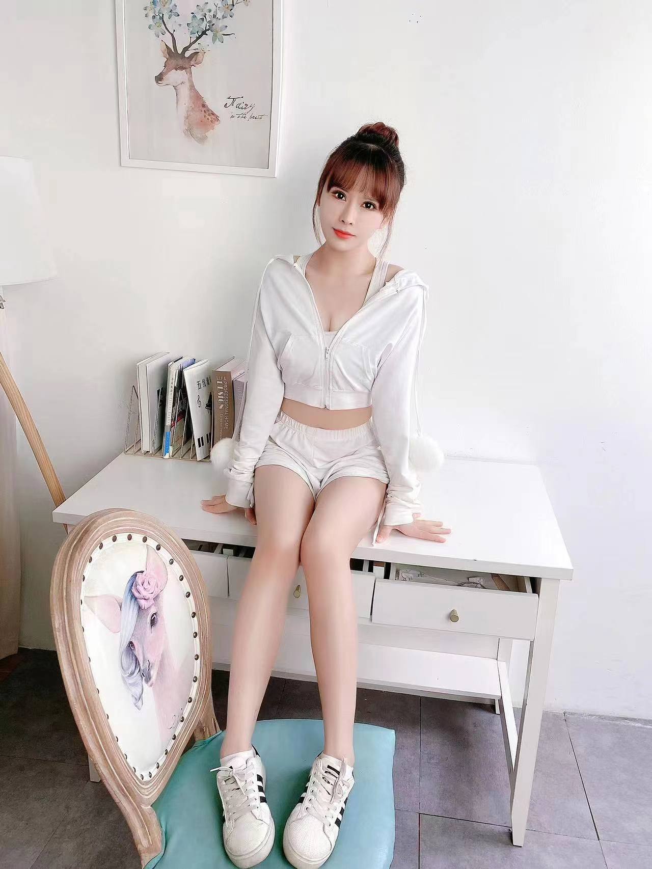 白云京溪个人兼职小爱