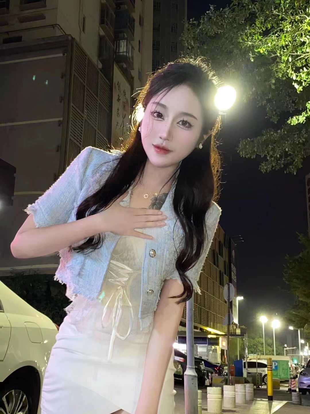 在床上这种就是极品，穿的黑丝好爽