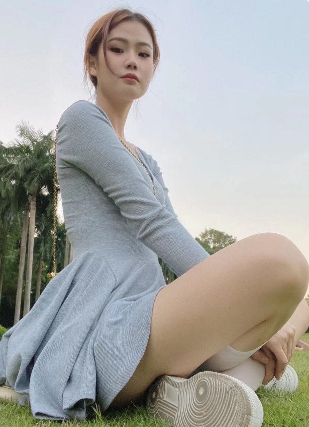 身材丰满，个高，丰臀真香