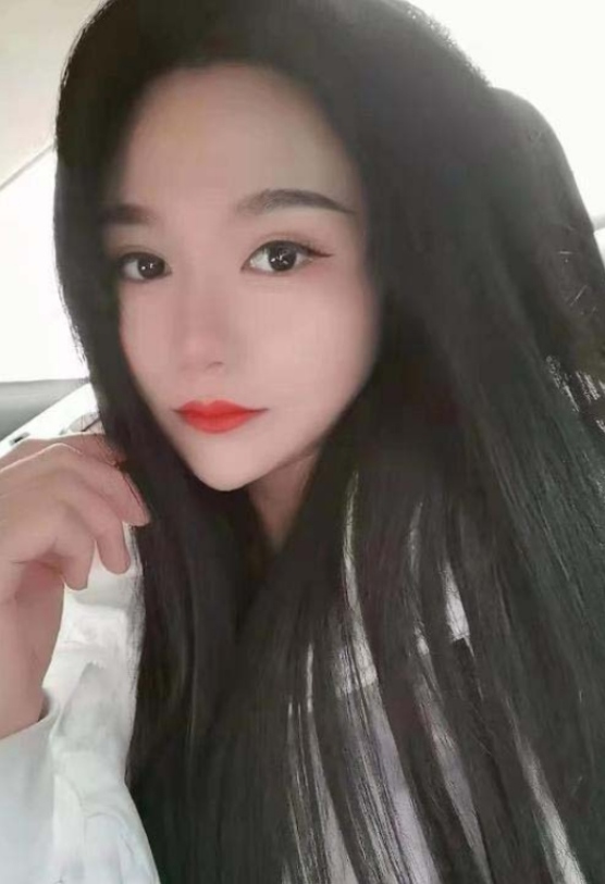 很会吸舔的Sao货会喷潮