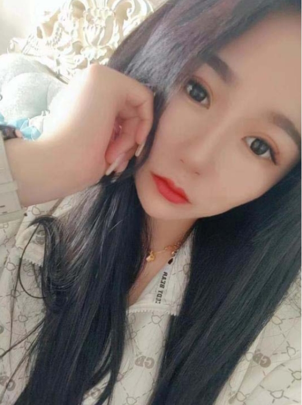 很会吸舔的Sao货会喷潮