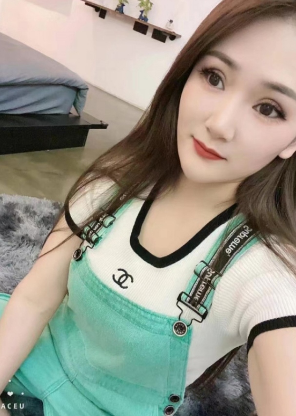 大奶性感风Sao小姐姐 服务很不错