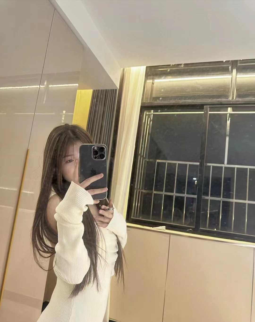 年轻粉嫩，配合度高的小姐姐