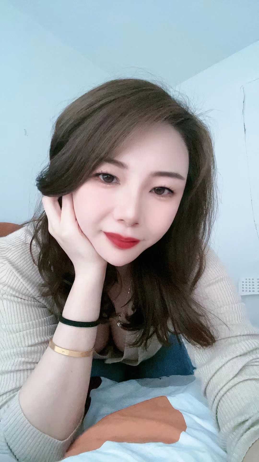 技术一流配合默契的风韵少妇