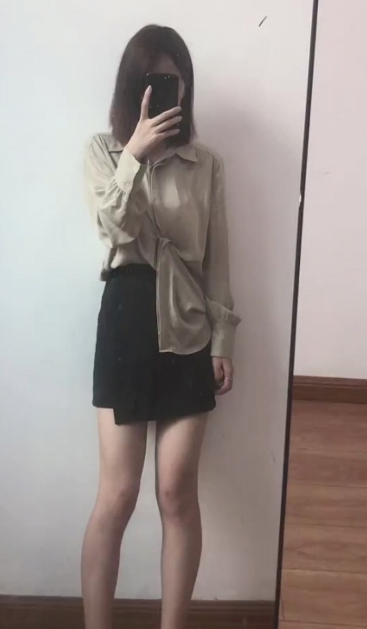 分享一个上门的乖巧可爱妹妹