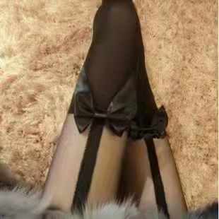 舔的舒服夹的紧的漂亮妹子