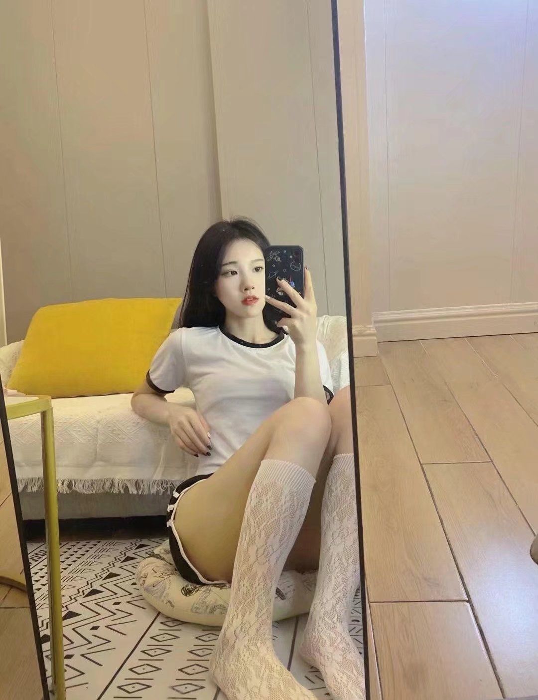 舞蹈性感女大学生兼职