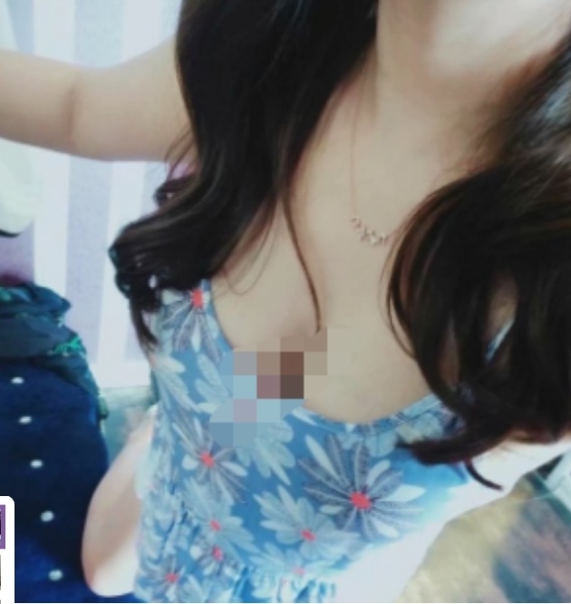 奶子大Sao货一枚