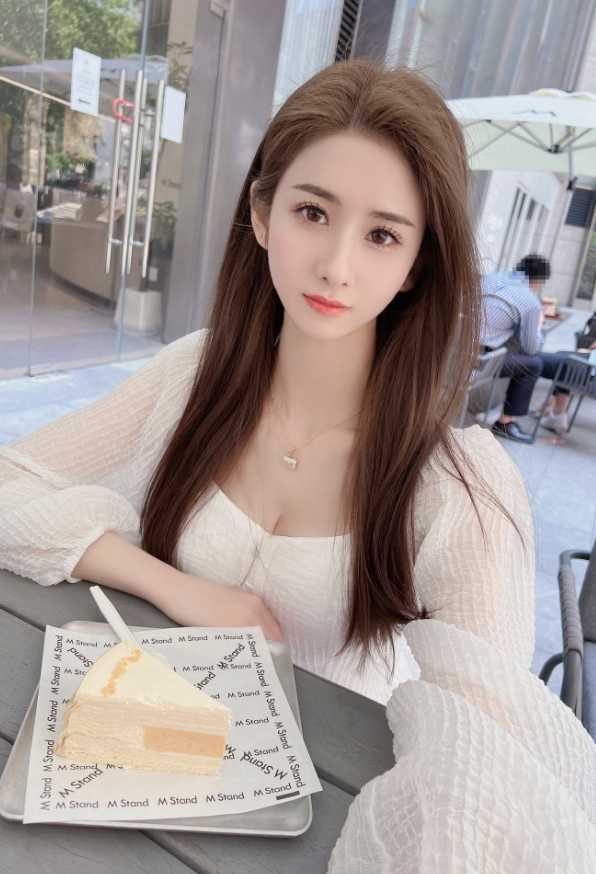 性感火辣身材高挑