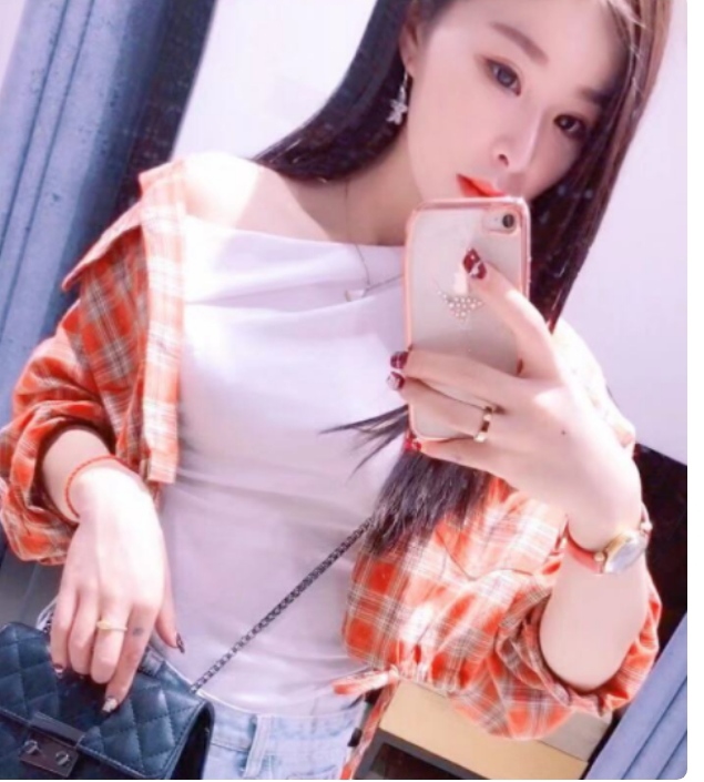 非常风韵犹存的小少妇