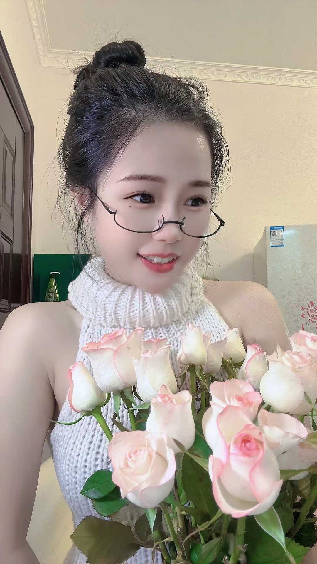 刚下海的小Sao货